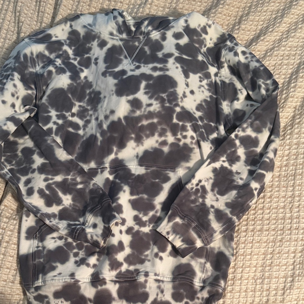 Lululemon Gray Tie-Dye Sweater